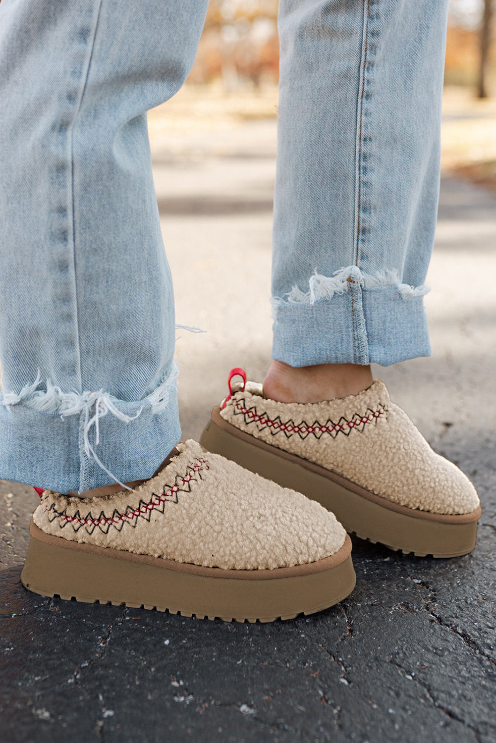 White Soft Plush Embroidered Detail Flat Platform Slippers
