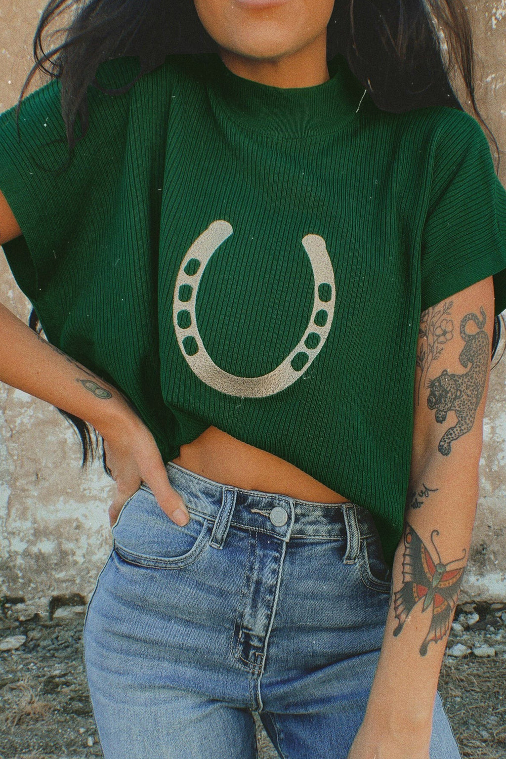 Blackish Green Horseshoe Graphic Western Short Sleeve Sweater