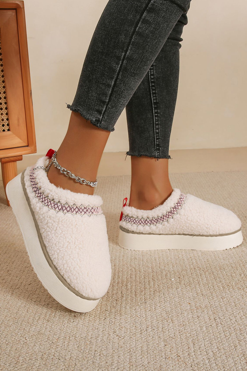White Soft Plush Embroidered Detail Flat Platform Slippers
