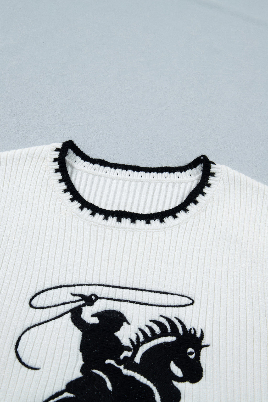 White Contrast Trim Round Neck Rodeo Cowboy Sweater Vest