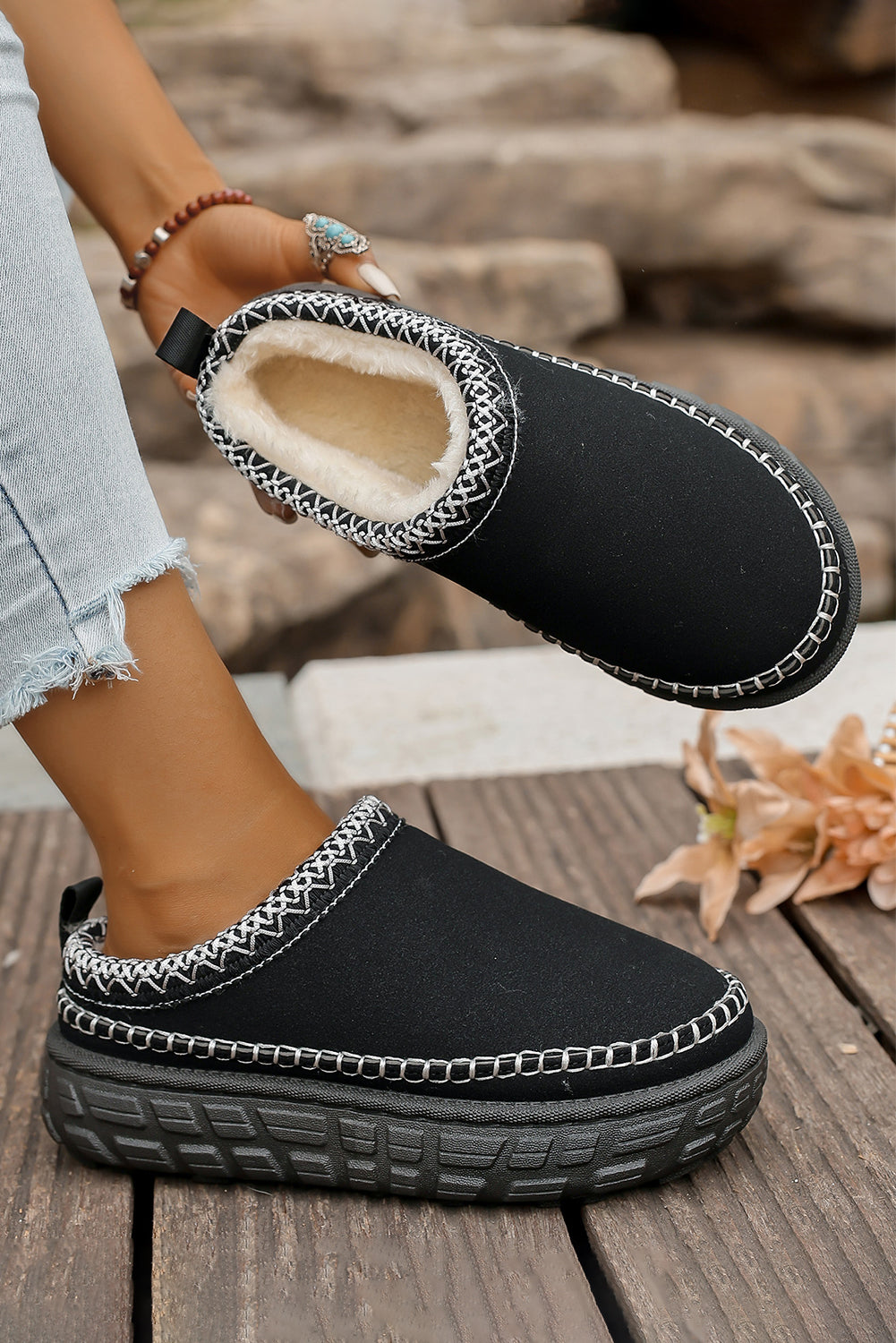 Black Faux Suede Woven Trim Plush Lining Platform Slippers